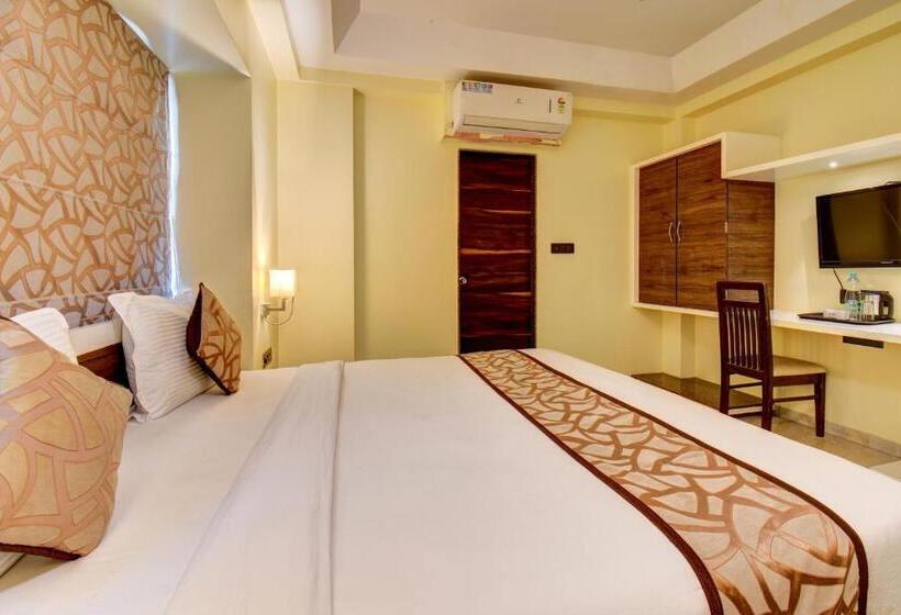 Номер Deluxe, Deepali Executive
