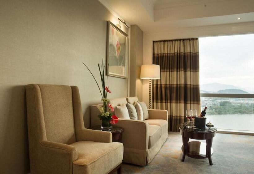 סוויטת ג'וניור, Fuzhou Jeurong