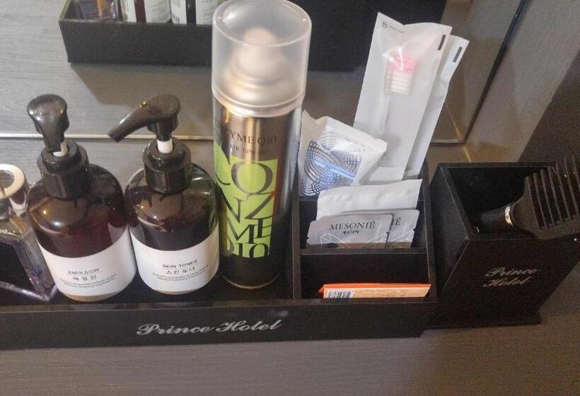 اتاق استاندارد, Prince