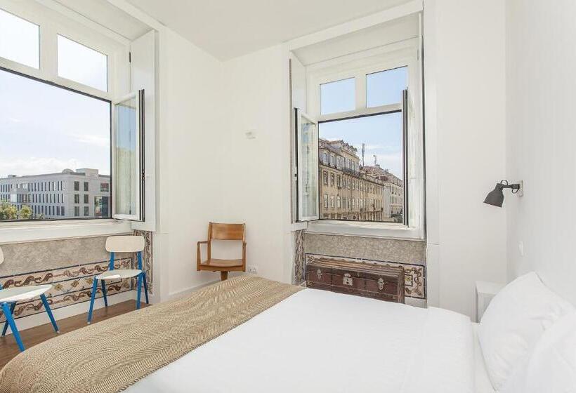 سوئیت با چشم‌انداز رودخانه, Lisbon Old Town Guest House