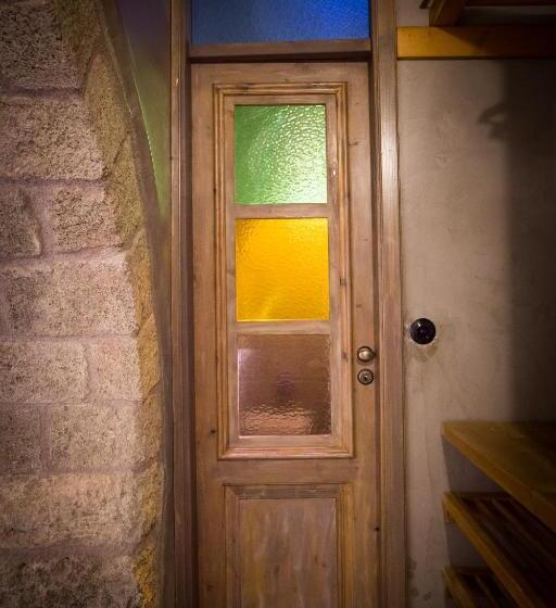 اتاق استاندارد, Rodi