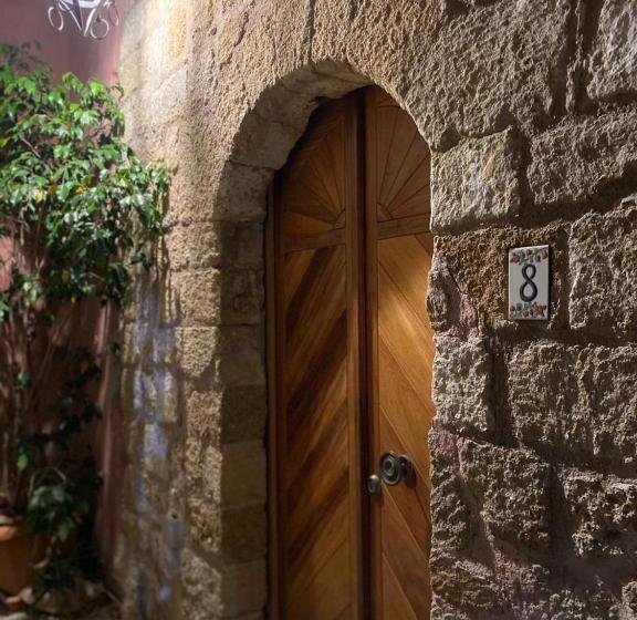 اتاق استاندارد, Rodi