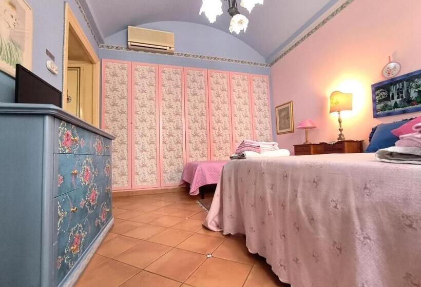 اتاق راحتی سه تخته, Vittorio Emanuele Rooms Di Prinzi