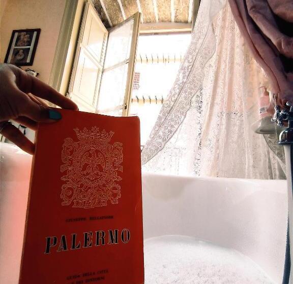 اتاق راحتی سه تخته, Vittorio Emanuele Rooms Di Prinzi
