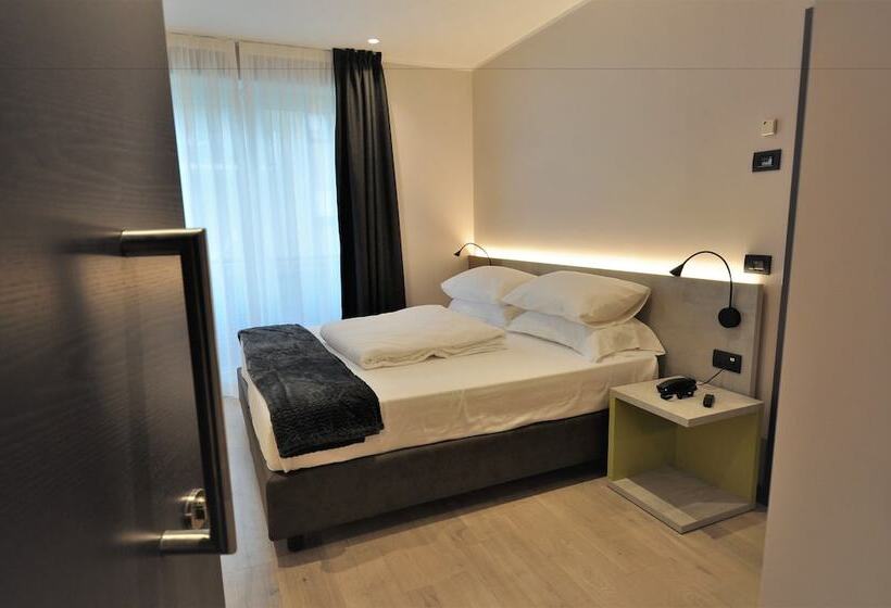 Номер Стандарт, Garda Life