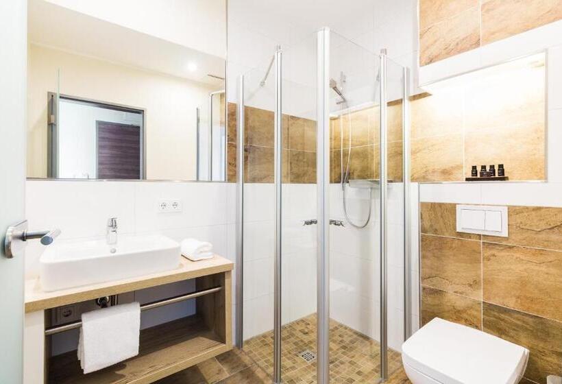 غرفة ديلوكس فردية, Sky Hotel Cloppenburg