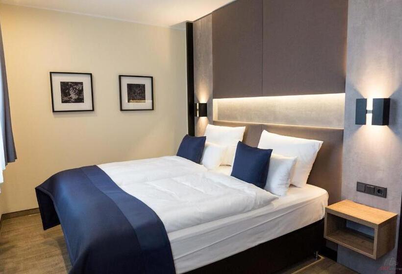 디럭스 룸, Sky Hotel Cloppenburg