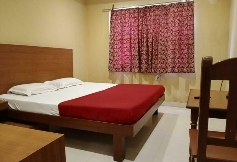 חדר אקונומי, Soorya International