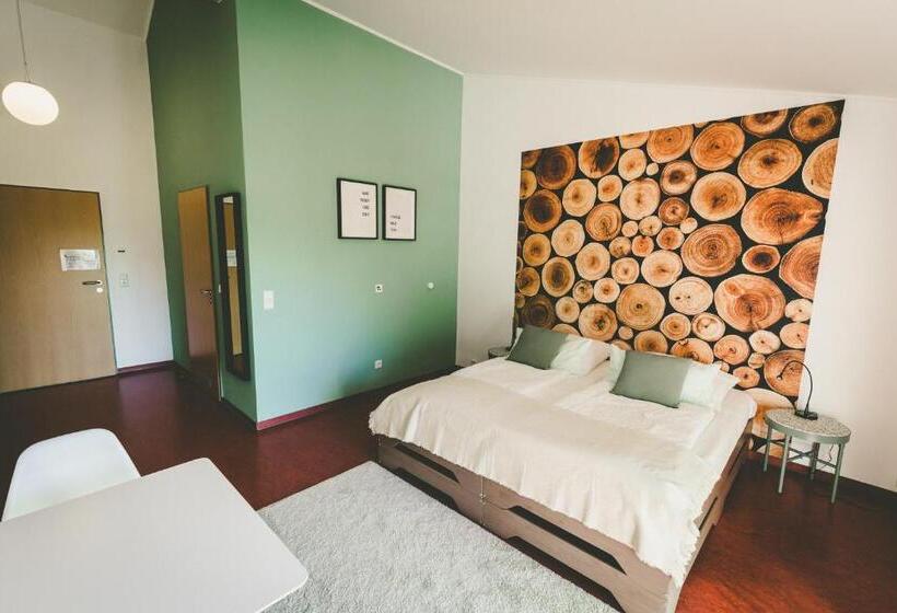 غرفة قياسية لذوى الاحتياجات الخاصة, Ostel Jugendhotel Bremervörde