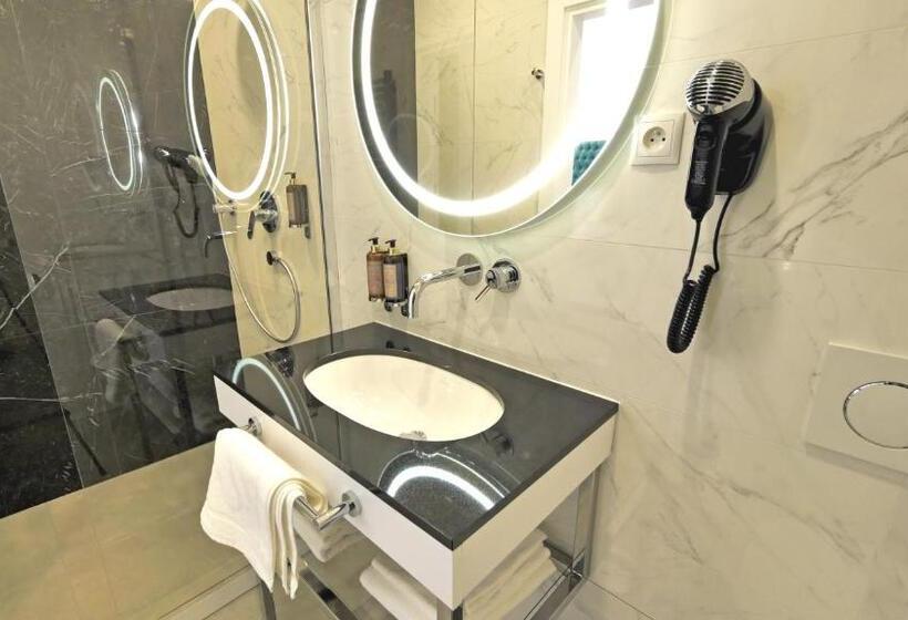 Номер Deluxe, Szewska 22 Boutique