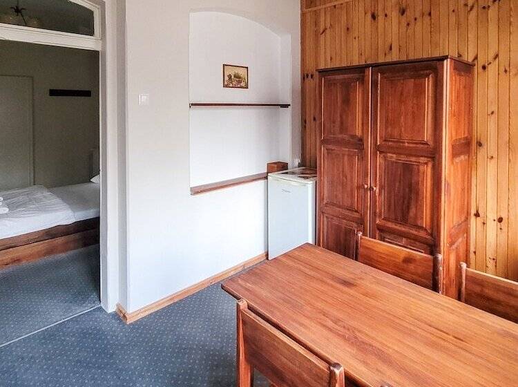 패밀리 스튜디오, Willa Słoneczko