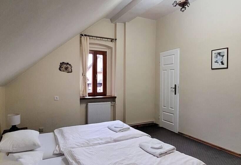 패밀리 스튜디오, Willa Słoneczko