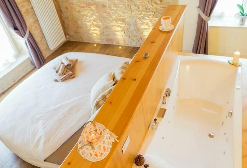 ハイドロマッサージバス付きスイート, Casa Leon D'oro