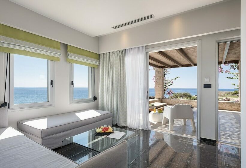 سوییت جونیور, Kakkos Beach Hotel   Adults Only