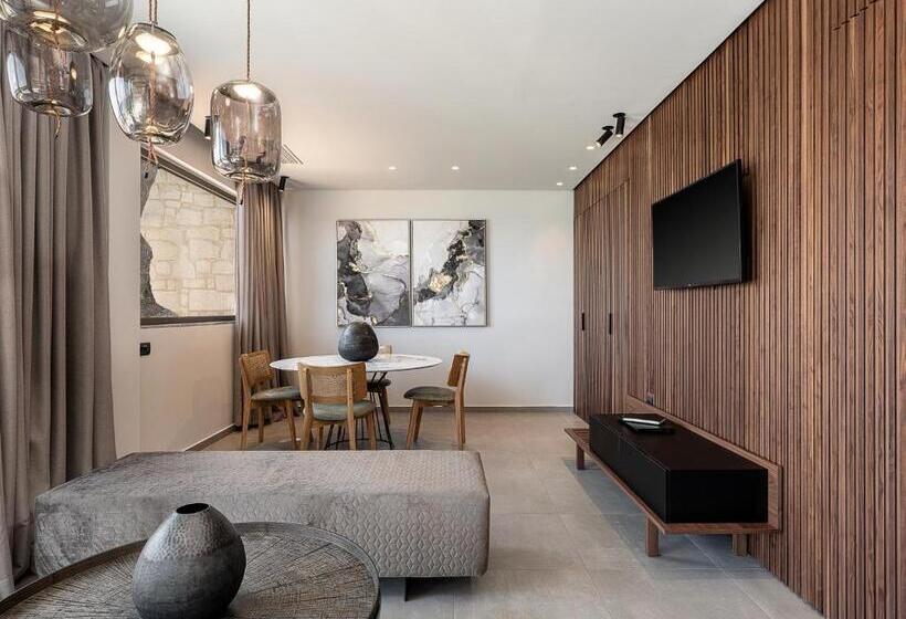 套房配有游泳池, Kakkos Beach Hotel   Adults Only