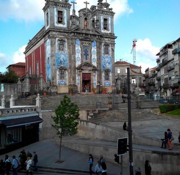 استودیوی لوکس, Guest House D. Filipe I