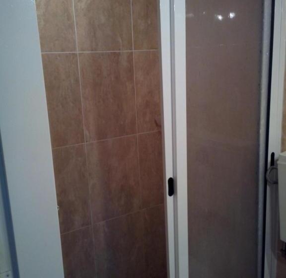 استودیوی لوکس, Guest House D. Filipe I