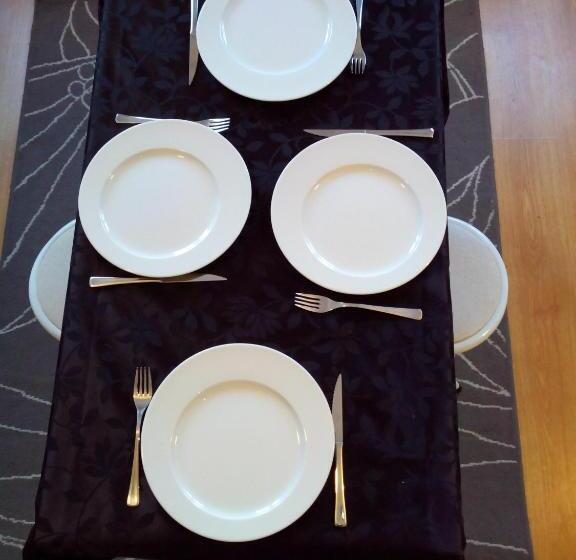 استودیوی لوکس, Guest House D. Filipe I