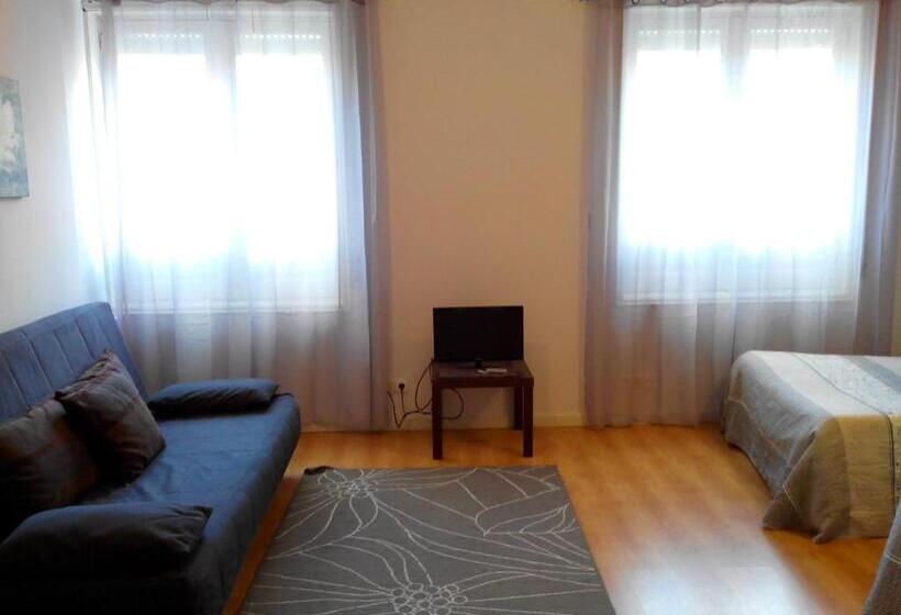 استودیوی لوکس, Guest House D. Filipe I