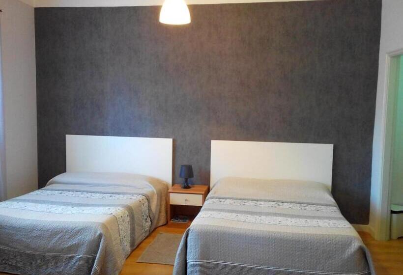 استودیوی لوکس, Guest House D. Filipe I