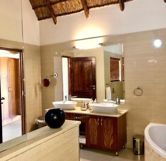 스탠다드 룸, Golden Impalas Bush Resort