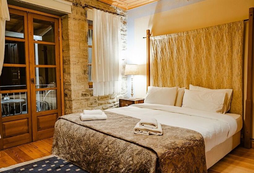 山の見えるジュニアスイート, Rodia Boutique