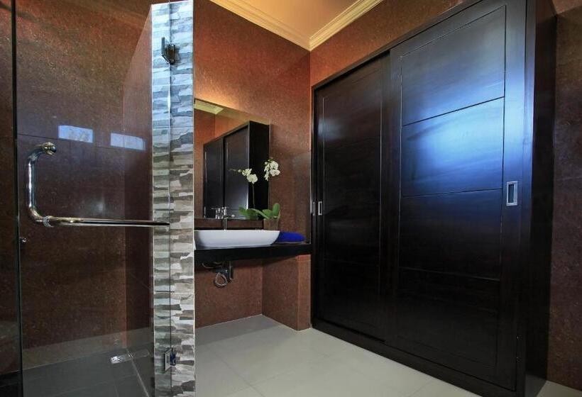 行政房间, The Taman Ayu