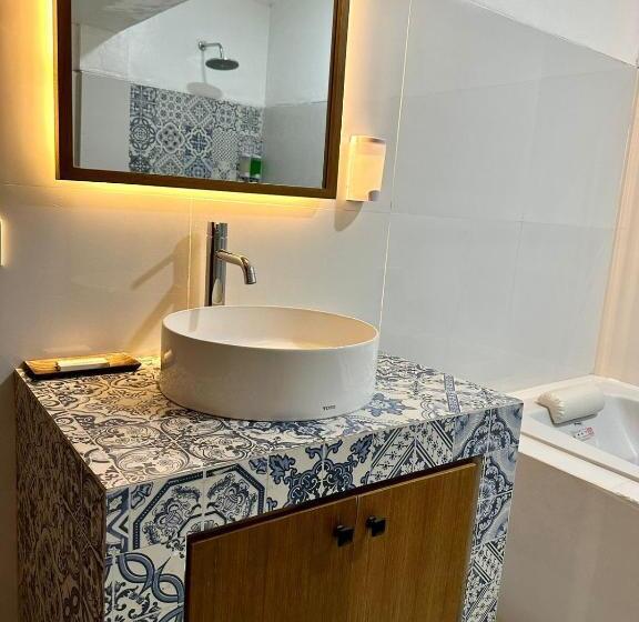 豪华家庭房间, The Taman Ayu