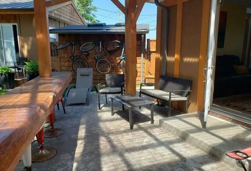 سوئیت پریمیوم, Shelter Bay Resort