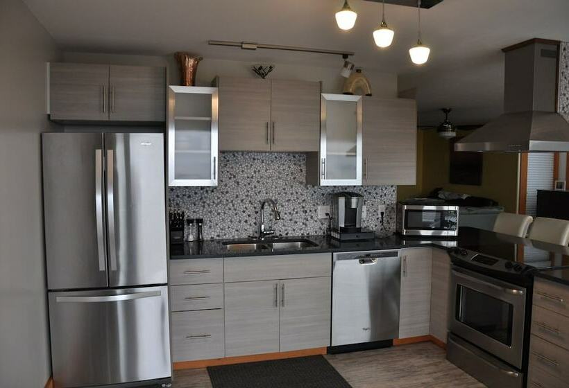 סוויטת פרמיום, Shelter Bay Resort