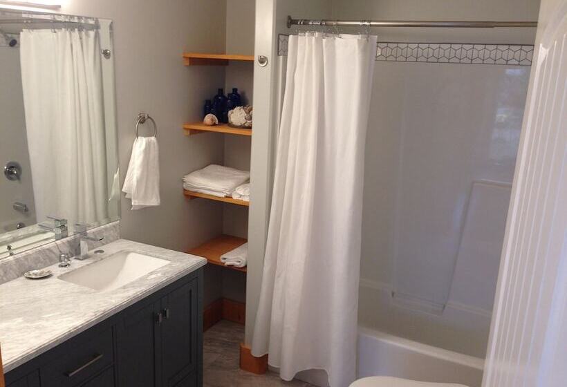 סוויטת פרמיום, Shelter Bay Resort