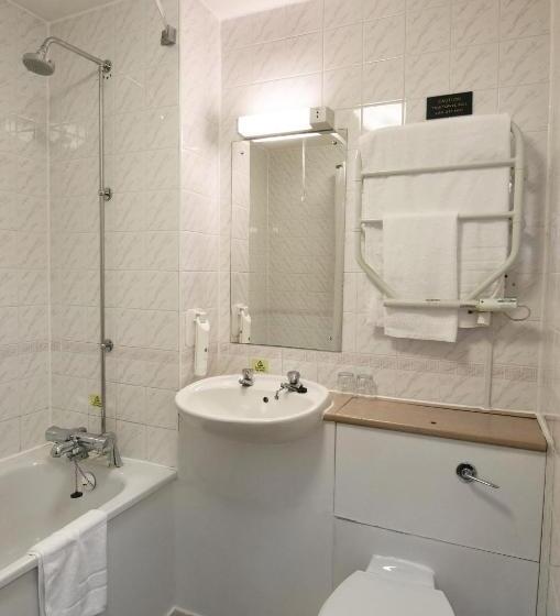 ファミリールーム, The Mount By Greene King Inns