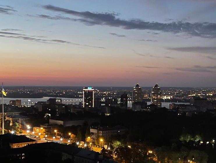 اتاق استاندارد, Accommodo192