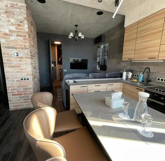 اتاق استاندارد, Accommodo192