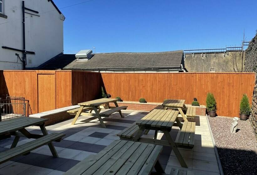 غرفة قياسية فردية, The Harbour Inn