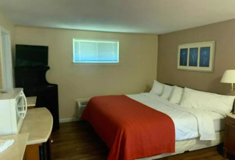 キングサイズベッドのスタンダードルーム, Beachway Motel