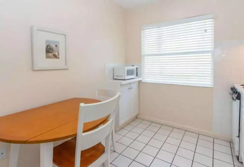 キングサイズベッドのデラックスルーム, Belleair Beach Resort Motel