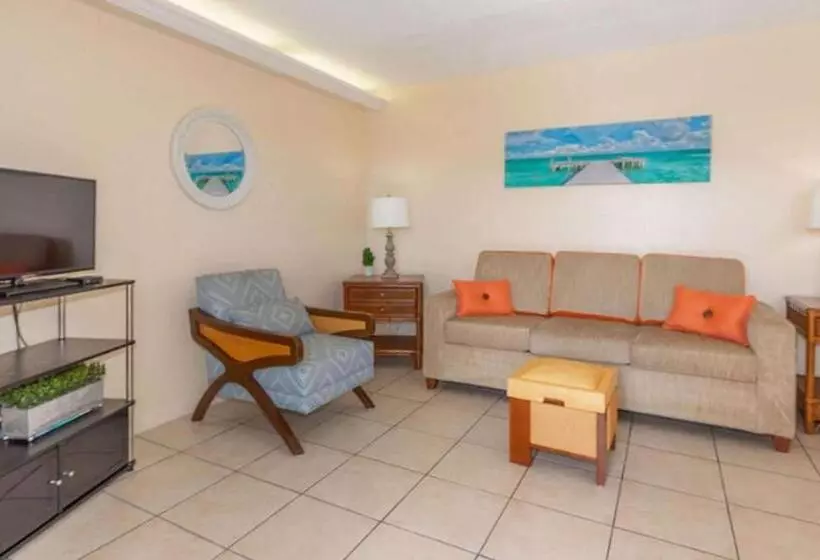 キングサイズベッドのデラックスルーム, Belleair Beach Resort Motel