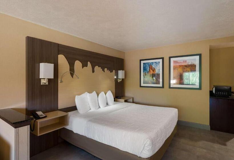 Номер Стандарт Кровать Кинг Адаптированный для Инвалидов, Best Western Plus Canyonlands Inn