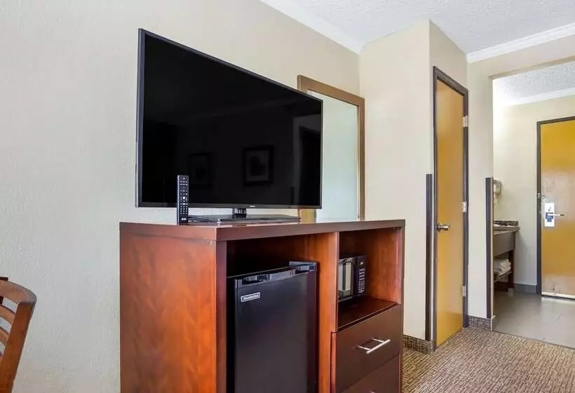 ２ダブルベッドのスタンダードルーム, Comfort Inn Hoffman Estates  Schaumburg