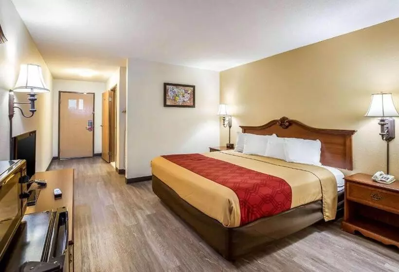 キングサイズベッドのスタンダードルーム, Econo Lodge Inn & Suites