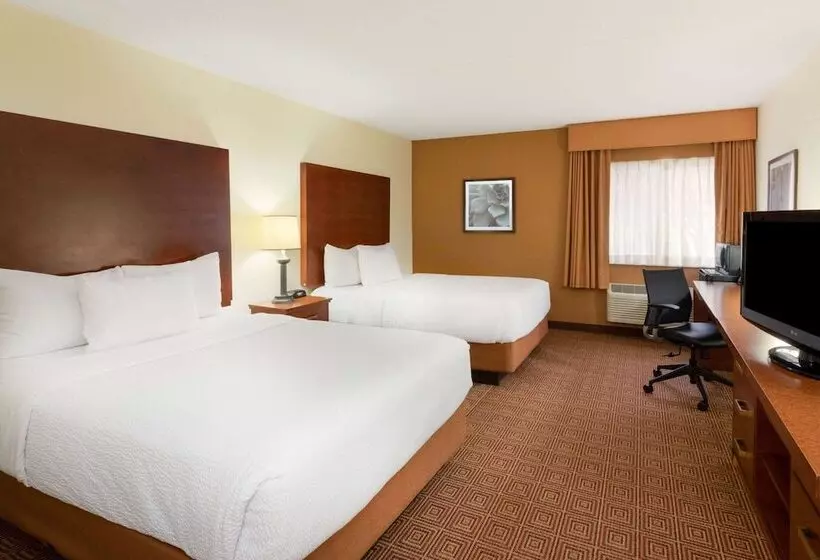 اتاق استاندارد با 2 تخت دوبل, La Quinta Inn By Wyndham Minneapolis Airport Bloomington