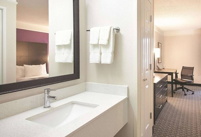 带2个双人床的标准工作室, La Quinta By Wyndham Austin Round Rock