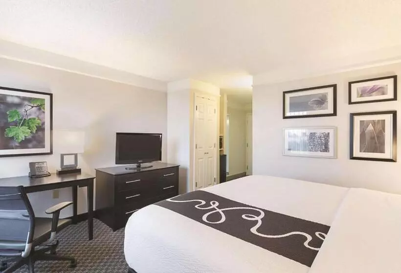 キングサイズベッドのデラックスルーム, La Quinta By Wyndham Austin Round Rock