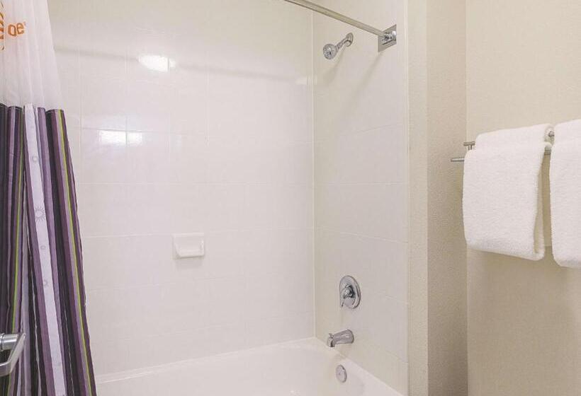 带2个双人床的标准工作室, La Quinta By Wyndham Austin Round Rock