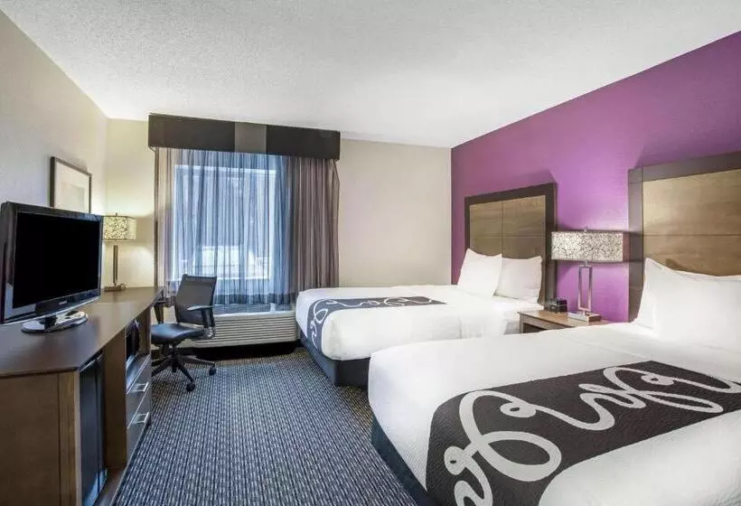 اتاق استاندارد برای معلولان, La Quinta By Wyndham Hartford Bradley Airport