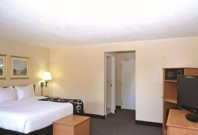 デラックスルーム, La Quinta By Wyndham Tampa Fairgrounds - Casino