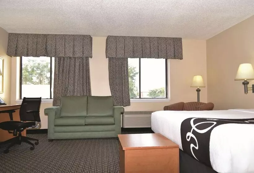 デラックスルーム, La Quinta By Wyndham Tampa Fairgrounds - Casino