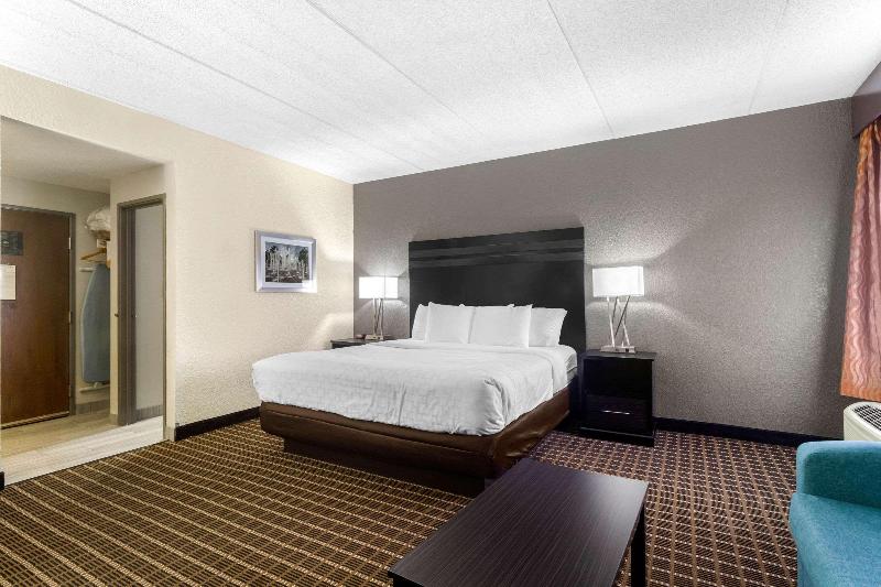 스위트 킹사이즈 침대, Sleep Inn & Suites West Knoxville