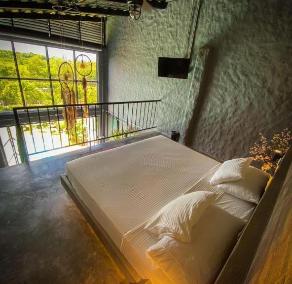 اتاق لوکس, Ecoparadise